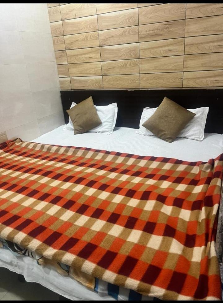 Arora Guest House Амрітсар Екстер'єр фото