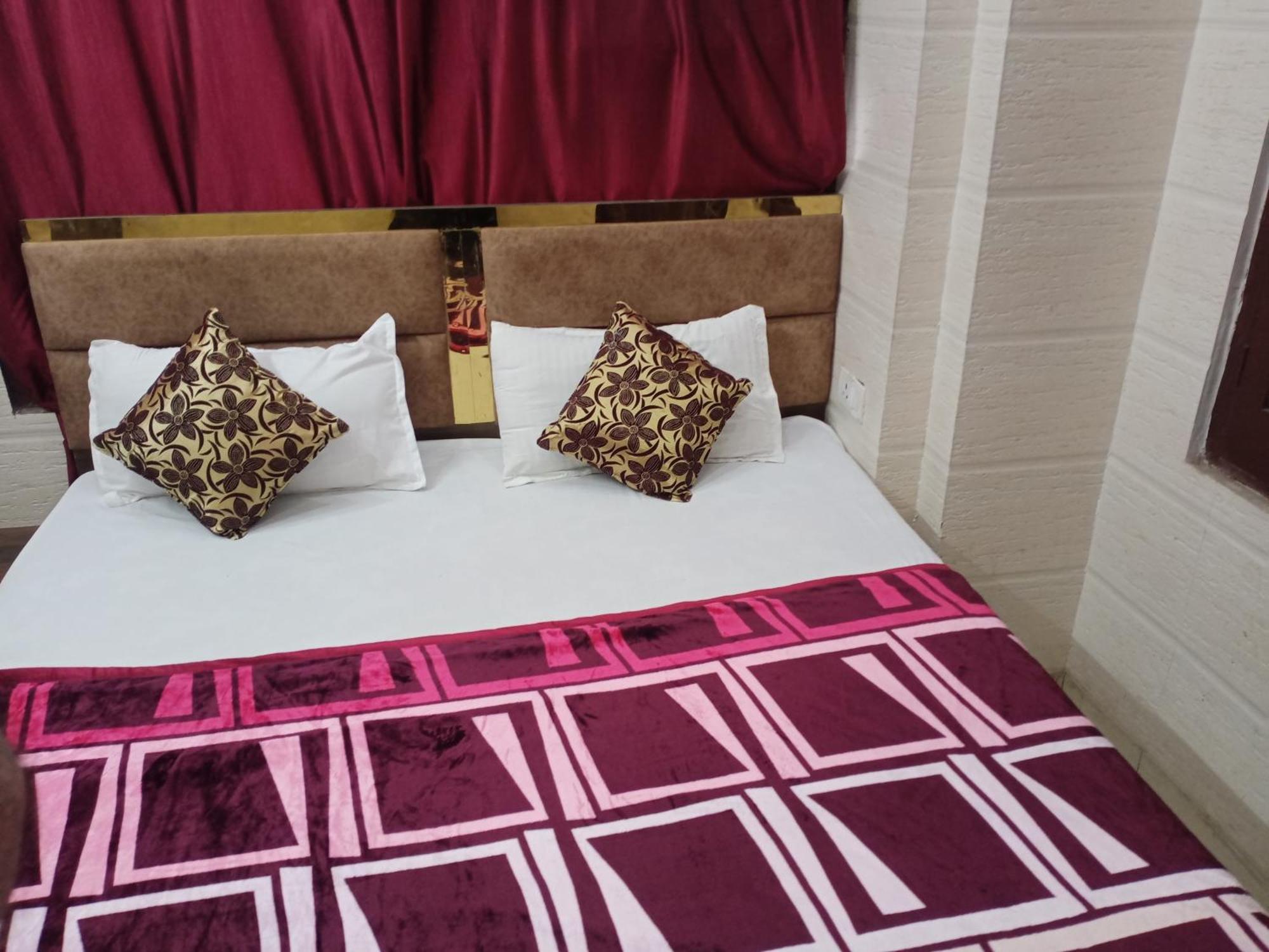 Arora Guest House Амрітсар Екстер'єр фото