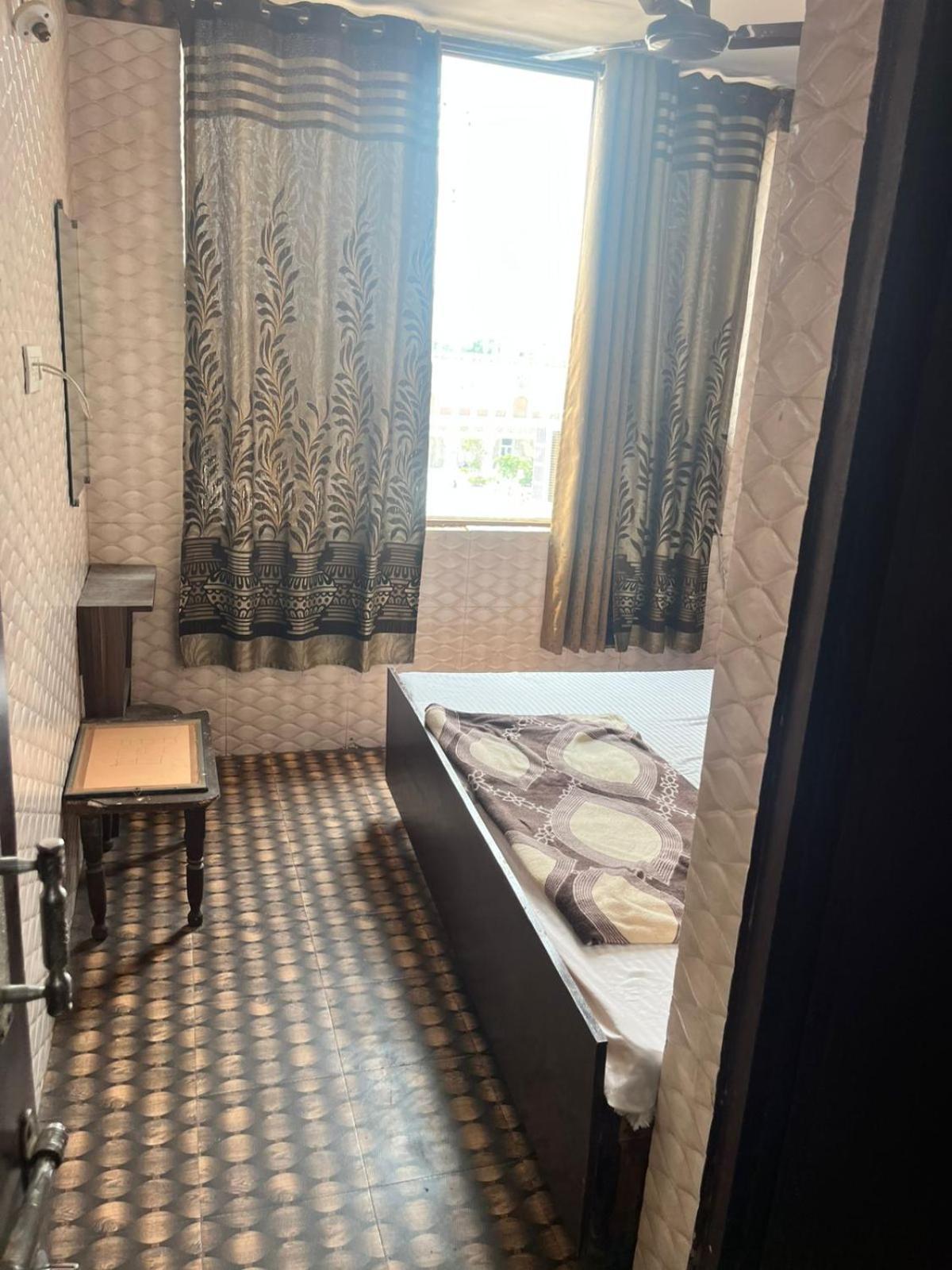 Arora Guest House Амрітсар Екстер'єр фото